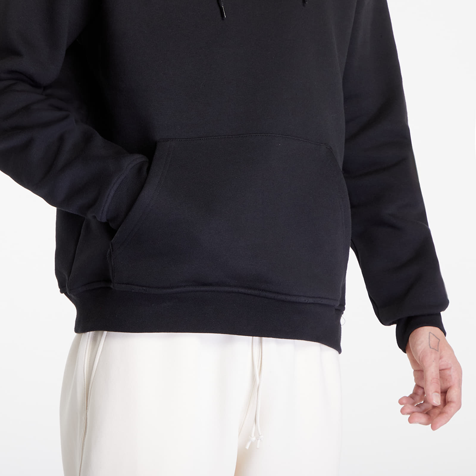 Bluzy adidas Originals Essentials Hoodie Black