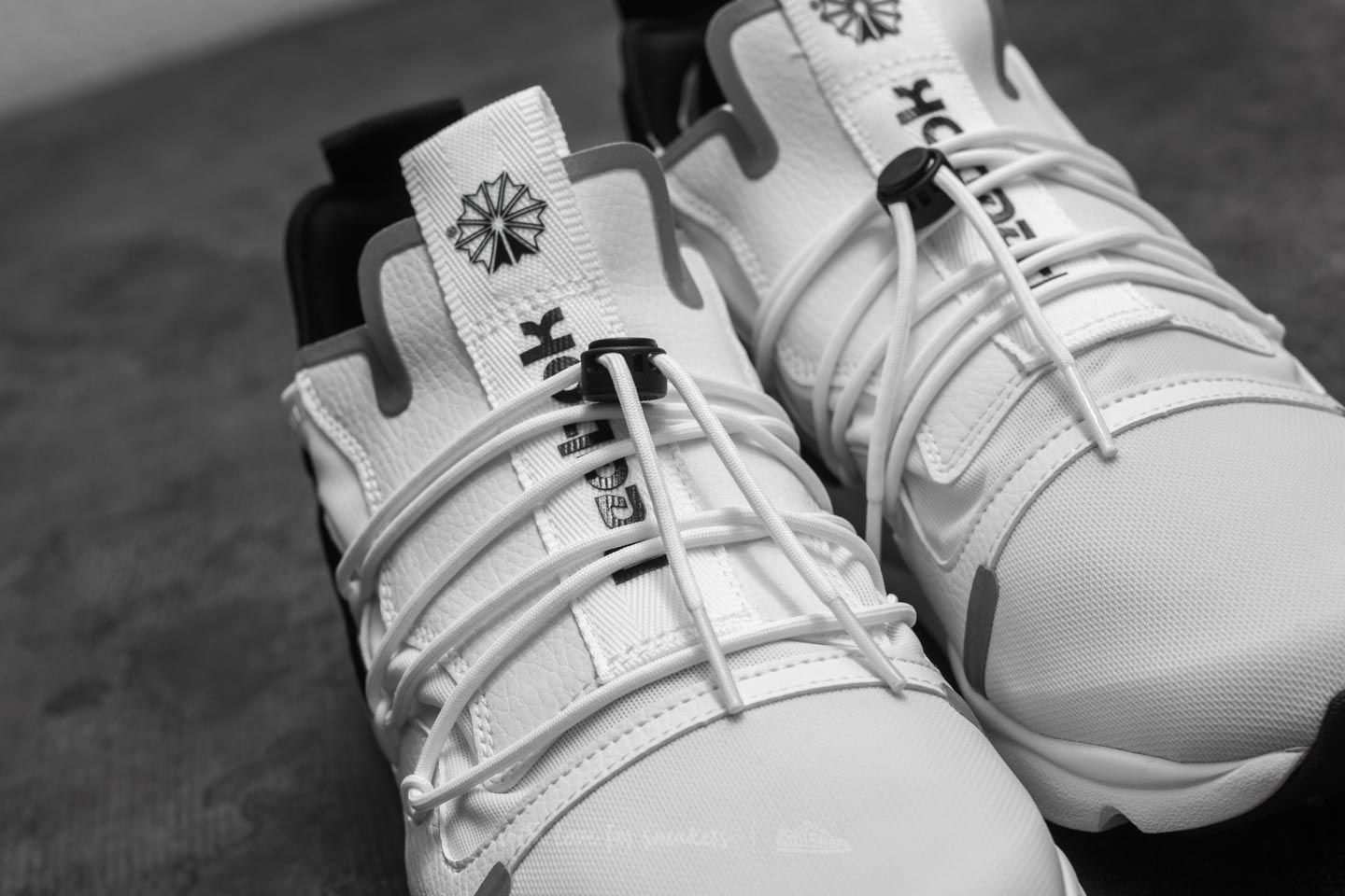 Furylite x outlet