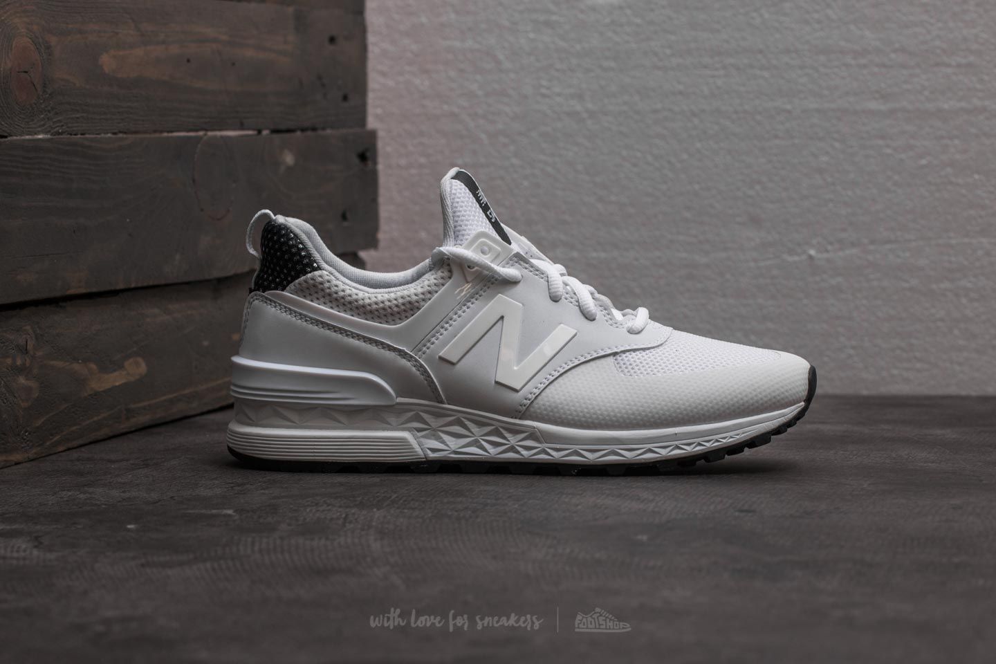 Buty damskie New Balance 574 White/ Black