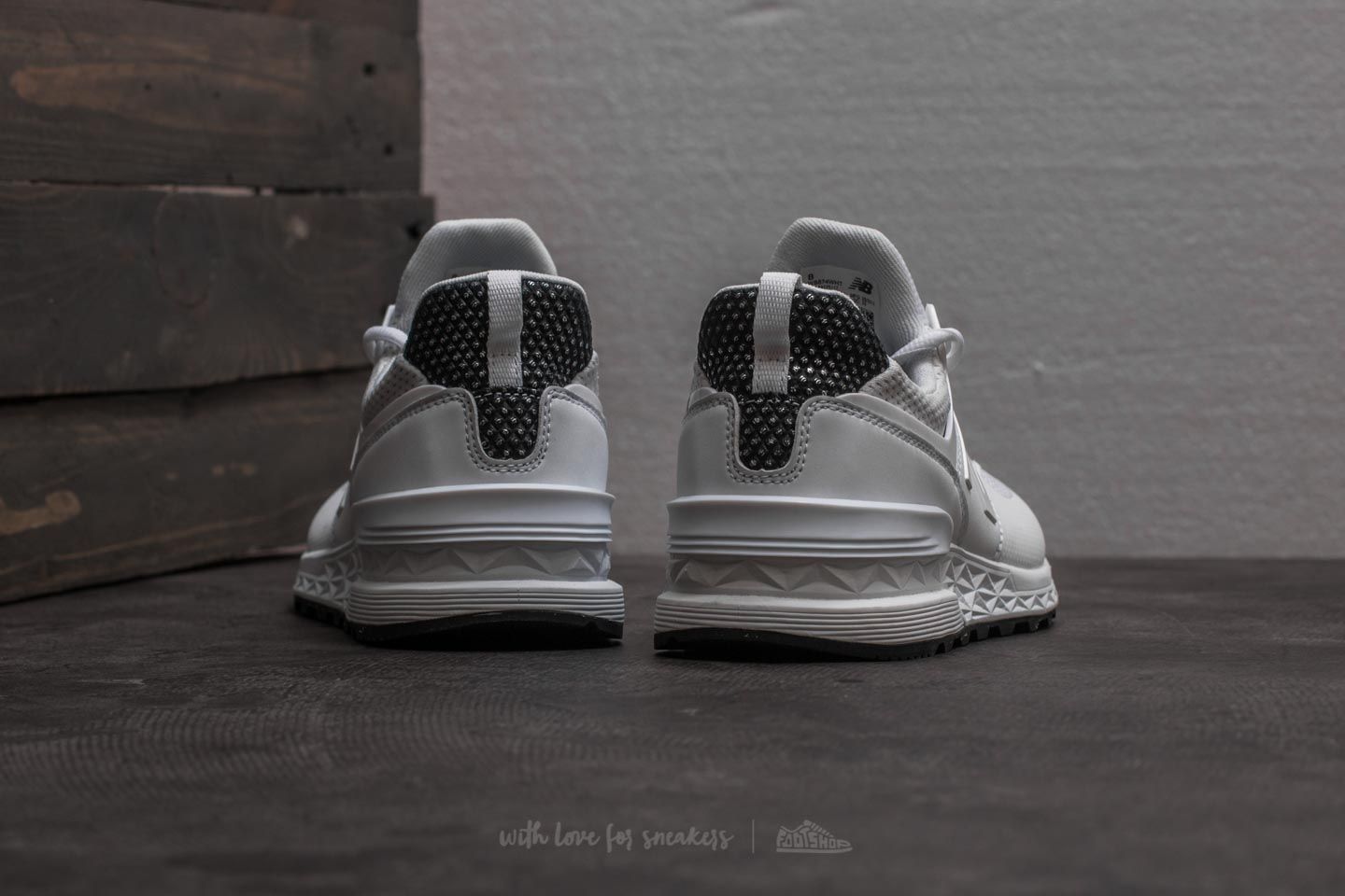 Buty damskie New Balance 574 White/ Black