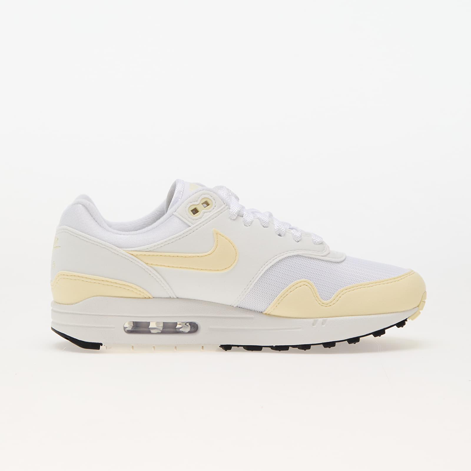 Women s shoes Nike W Air Max 1 White Alabaster Summit White Black Footshop