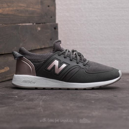 New Balance 420