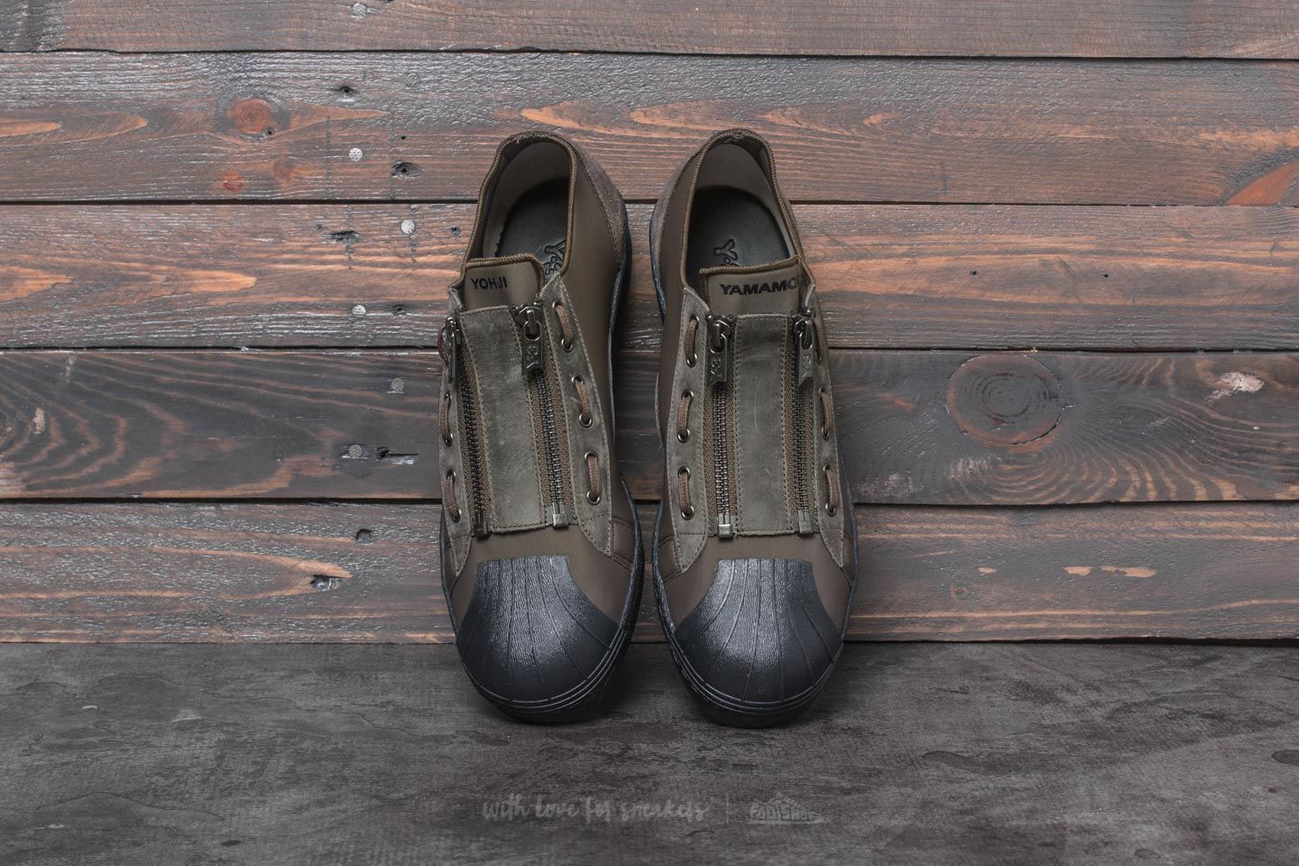 Y3 super zip top