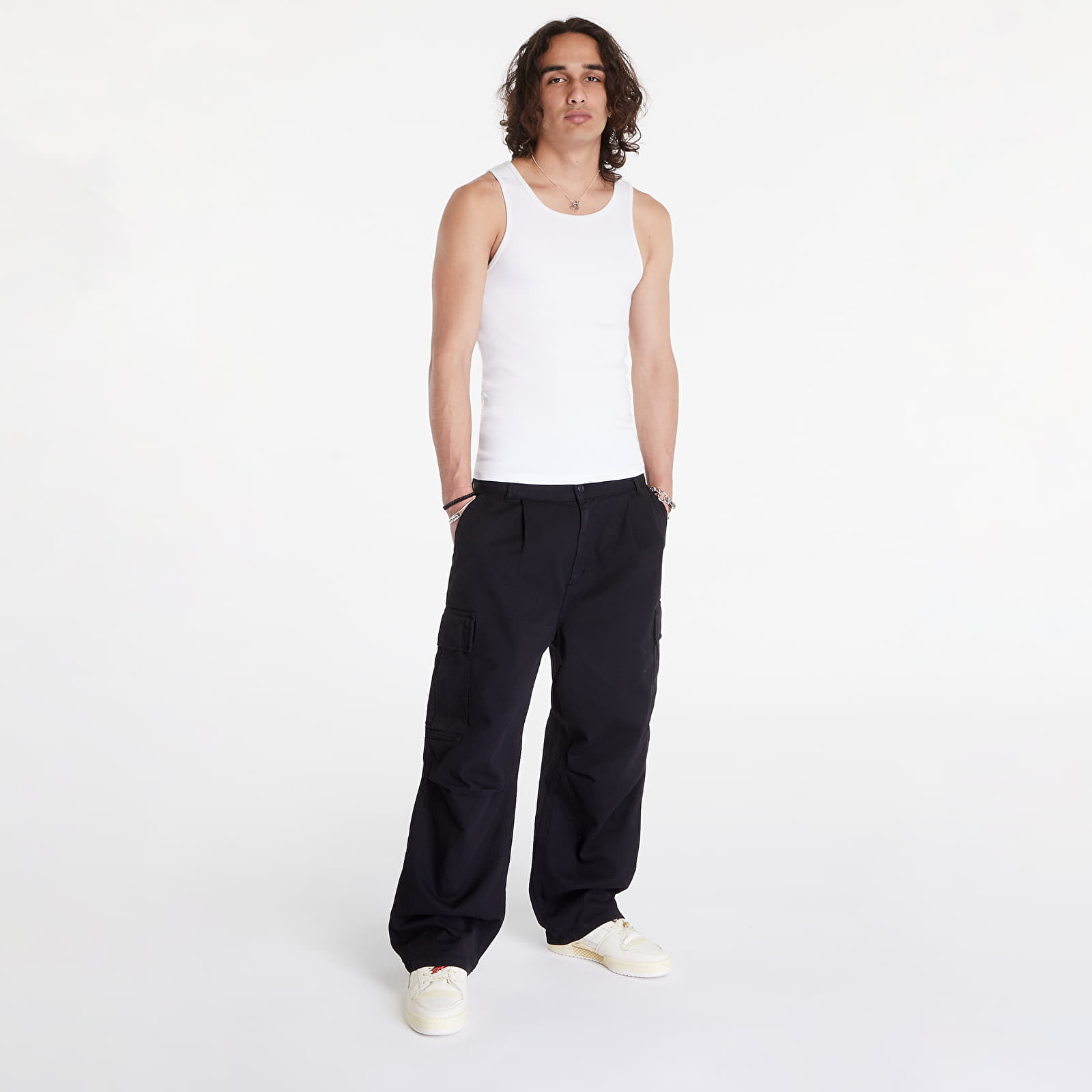 Pantaloni și blugi Carhartt WIP Cole Cargo Pant Black Garment Dyed