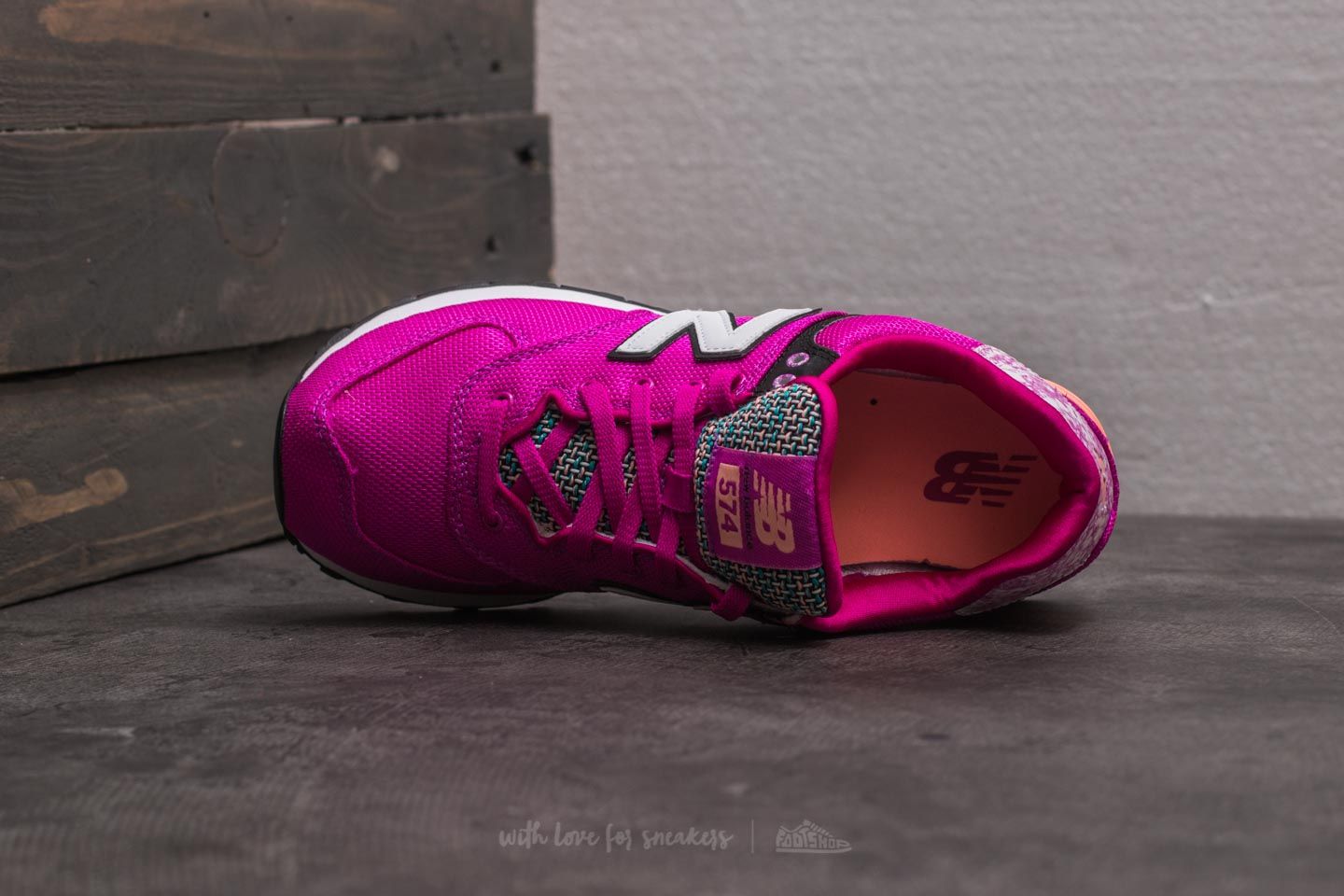 Sko til kvinder New Balance 574 Violet/ White/ Black