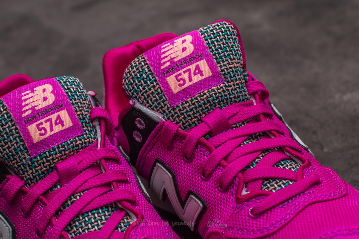 Sko til kvinder New Balance 574 Violet/ White/ Black