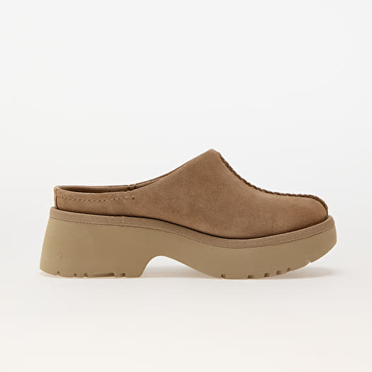 Încălțăminte și sneakerși pentru femei UGG W New Heights Clog Sand