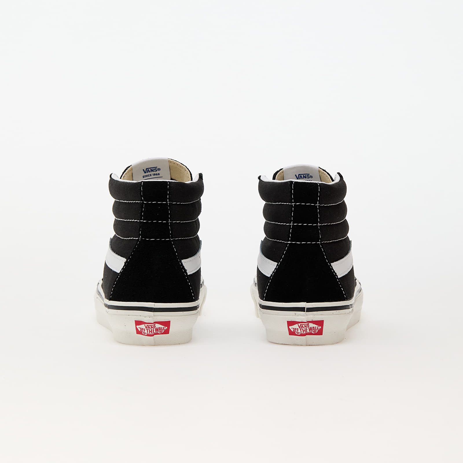 Încălțăminte și sneakerși pentru bărbați Vans Sk8-Hi 38 Dx Black/ White
