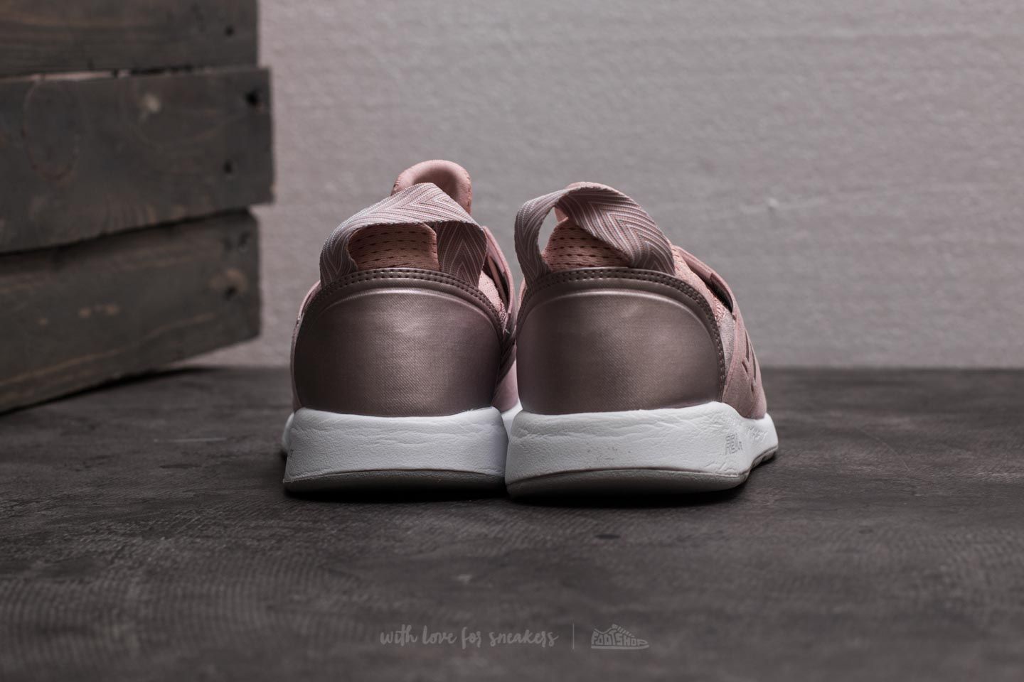 Zapatillas mujer New Balance 420 Pink/ Grey/ White