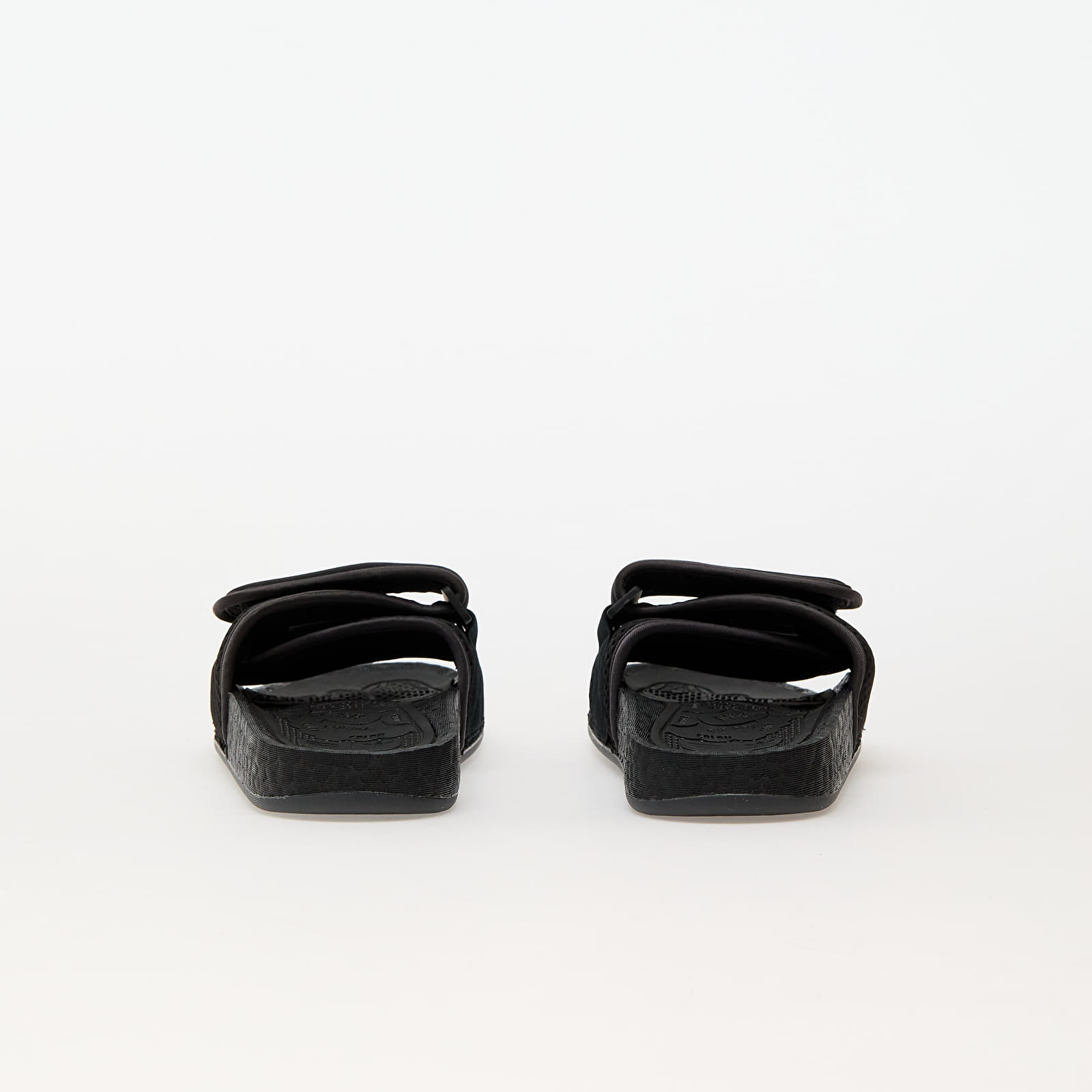 Încălțăminte și sneakerși pentru bărbați adidas x Pharrell Williams Chancletas Hu Core Black/ Utility Black/ Core Black