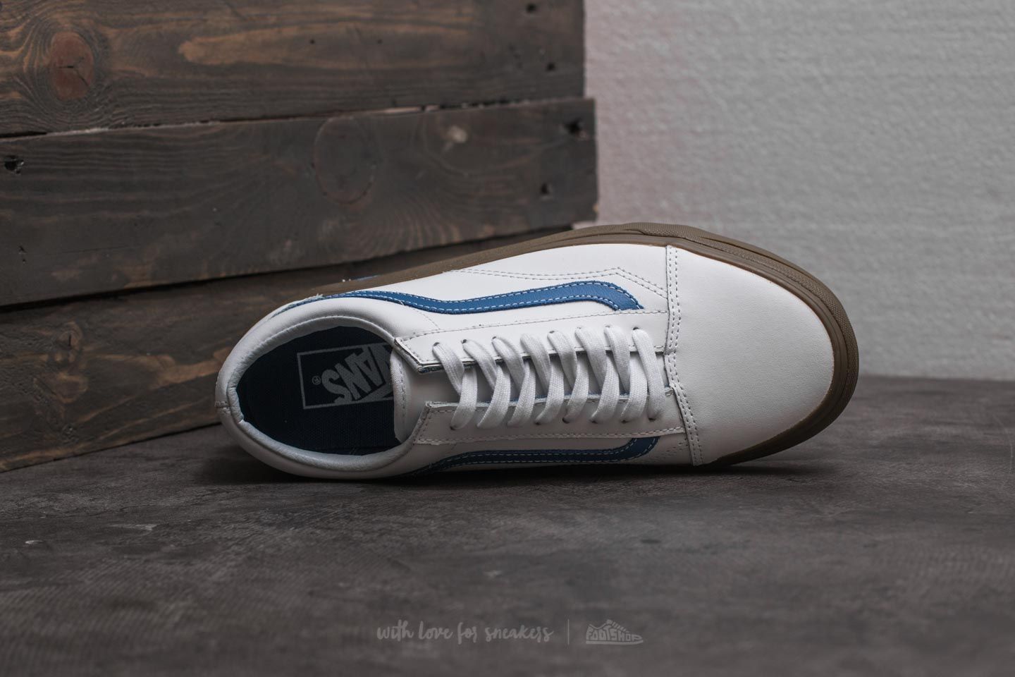 Men s shoes Vans Old Skool Bleacher True White Delft Gum