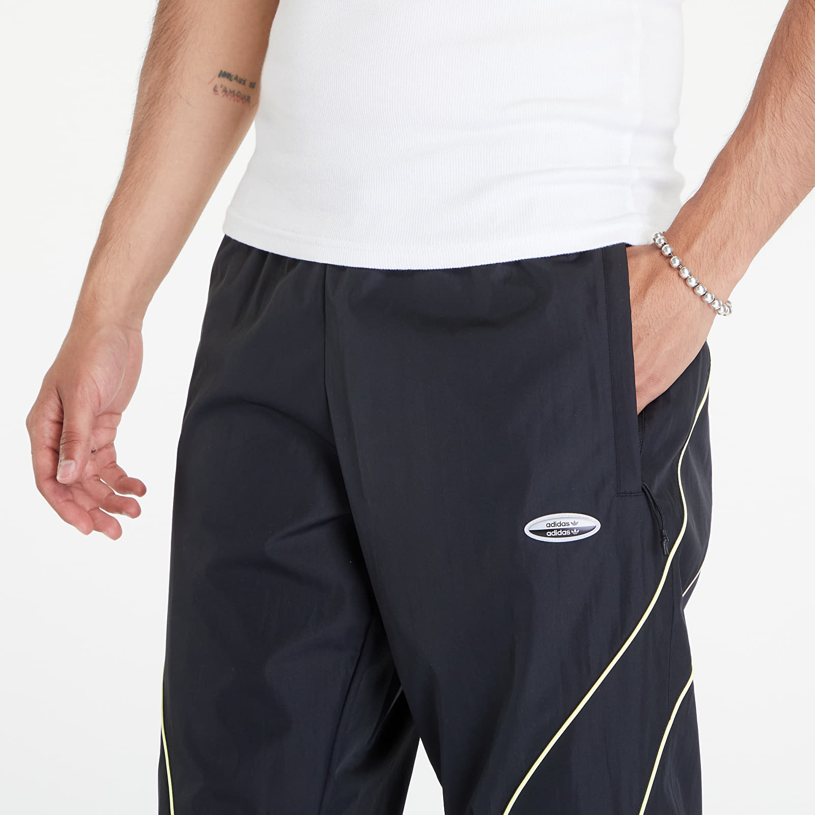 Džínsy a nohavice adidas R.Y.V. Sport Pants Black