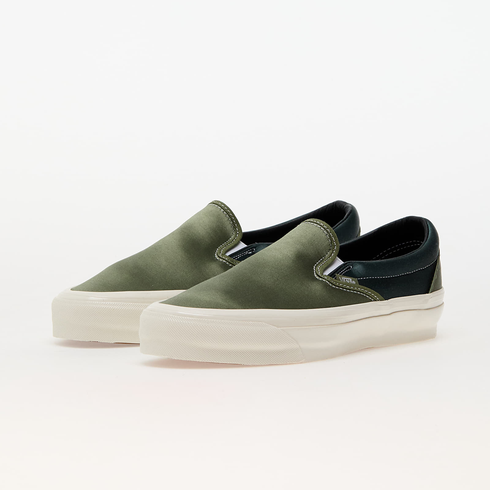 Vans slip on olive green store