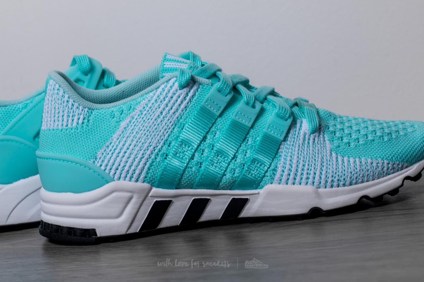 Adidas eqt support adv rf top