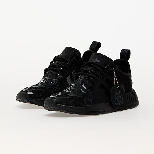 Herren Sneaker und Schuhe adidas x Nanzuka x Star Wars DMD R1 Core Black Core Black Bold Pink Footshop