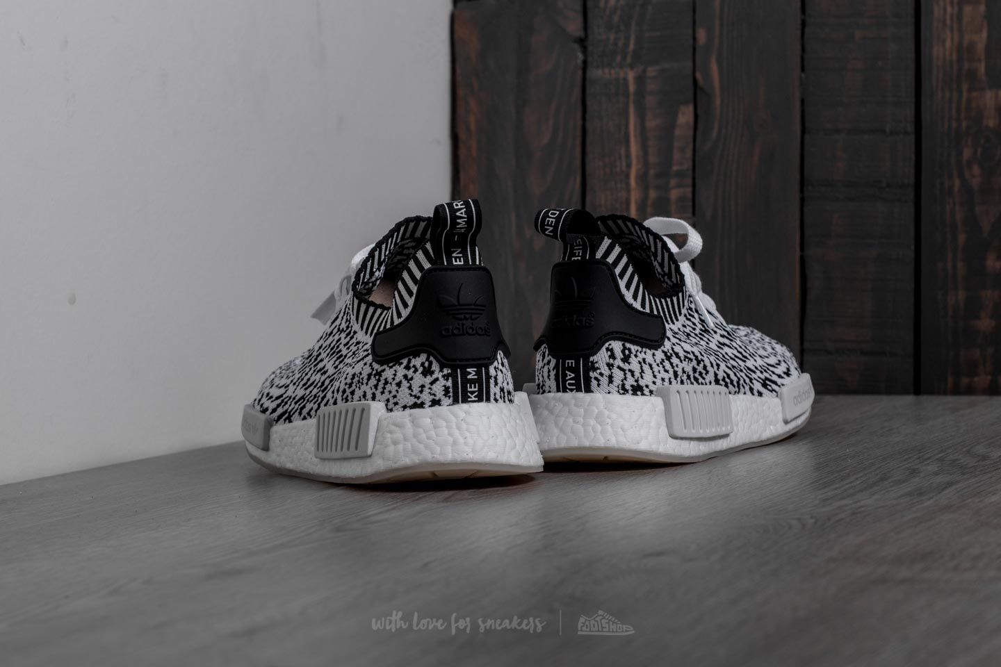 Adidas primeknit zebra shop