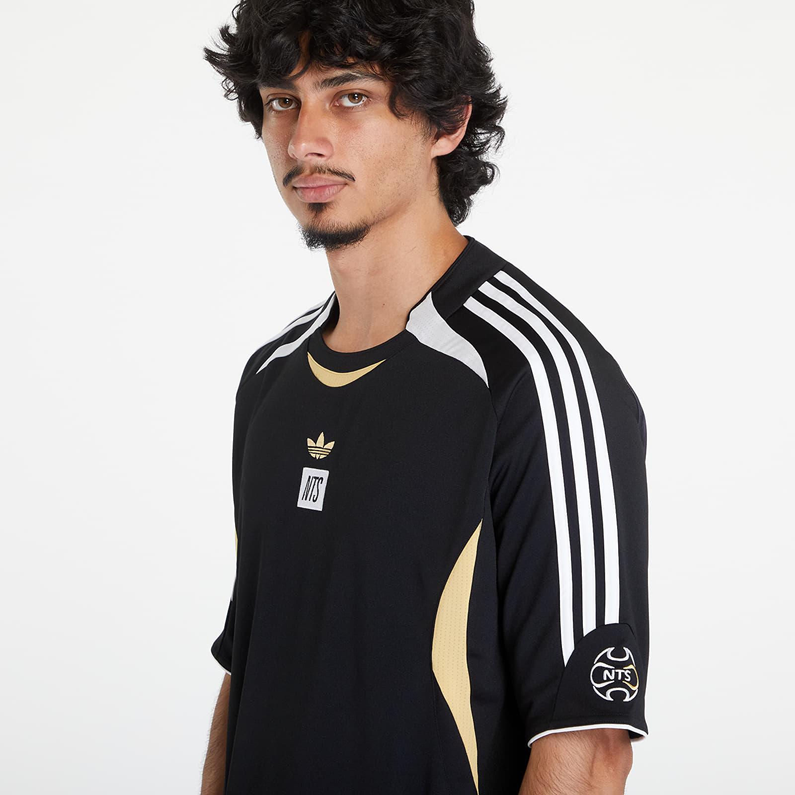 T-shirts adidas x  NTS Radio Jersey Black