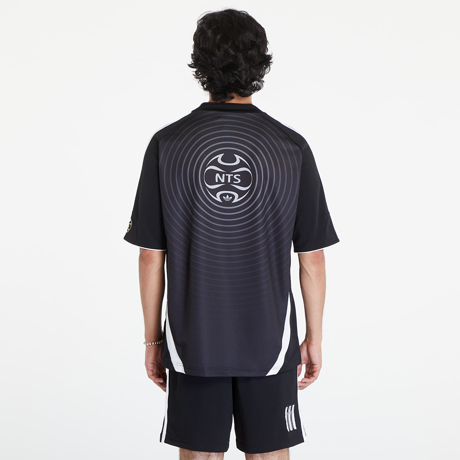 T-shirts adidas x  NTS Radio Jersey Black