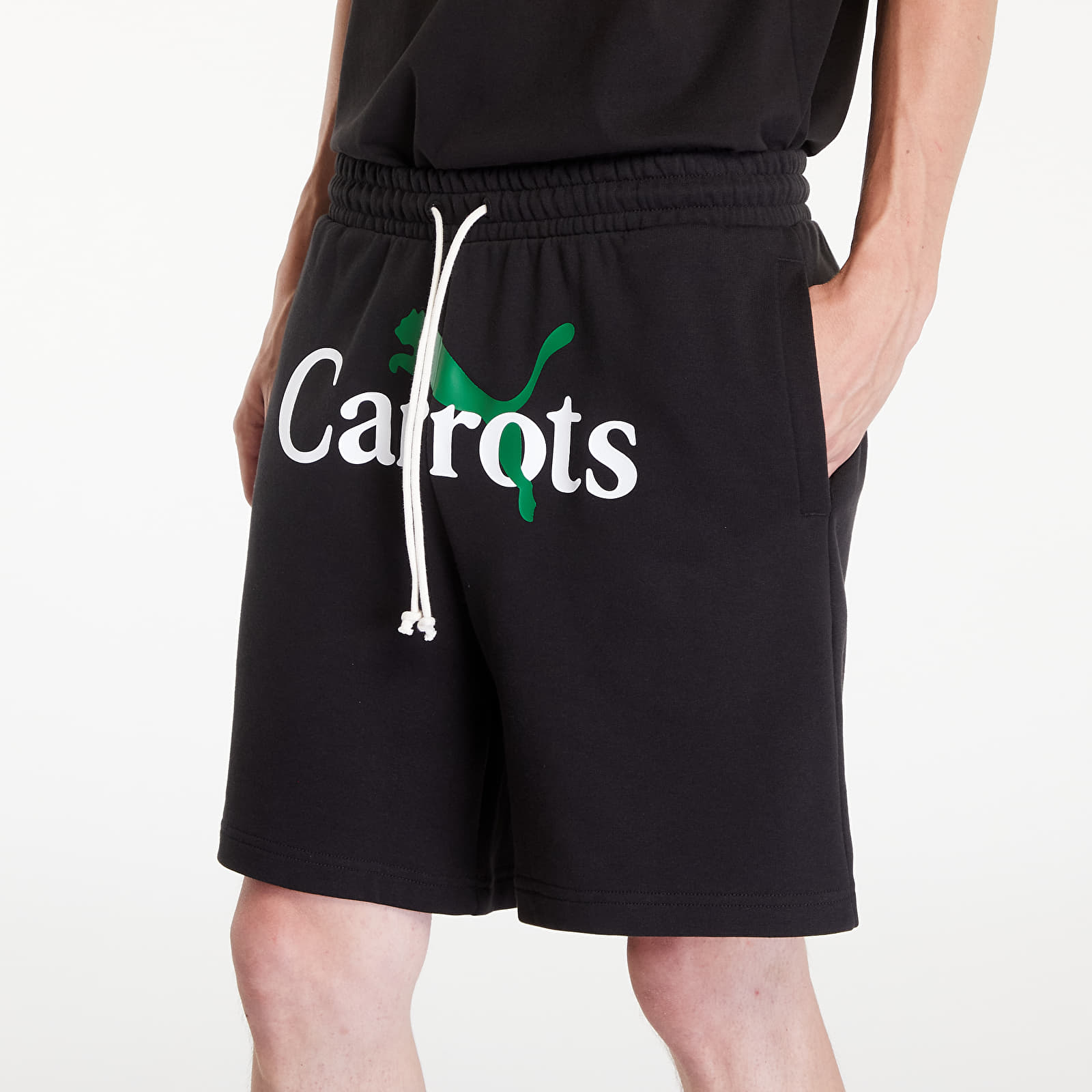 Šortky PUMA x Carrots Shorts Black