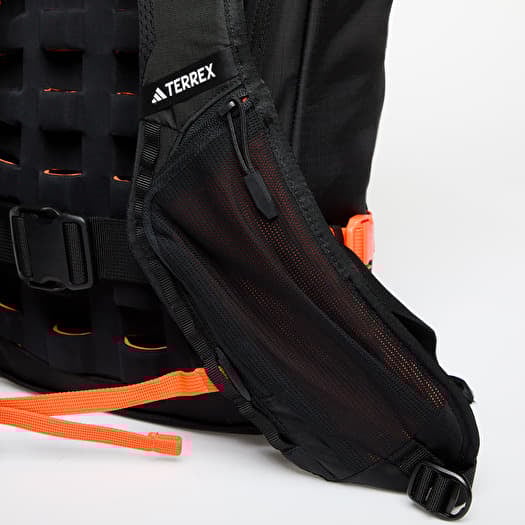 Backpack adidas Terrex RAIN.RDY Mountaineering Backpack 31 5 L