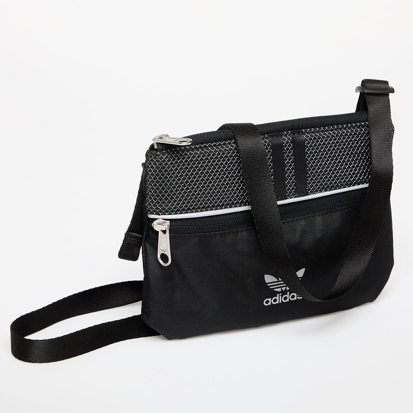 Torbe za čez ramo adidas Sacocche Bag Black / Reflective Silver