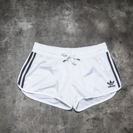 Adidas shop loose shorts