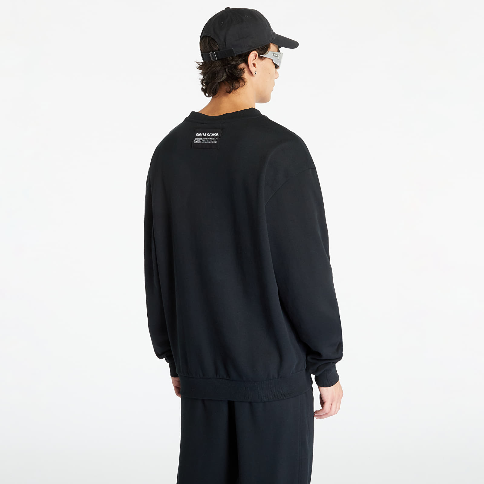 Men's hoodies 9N1M SENSE. Sense Essential Crewneck Black