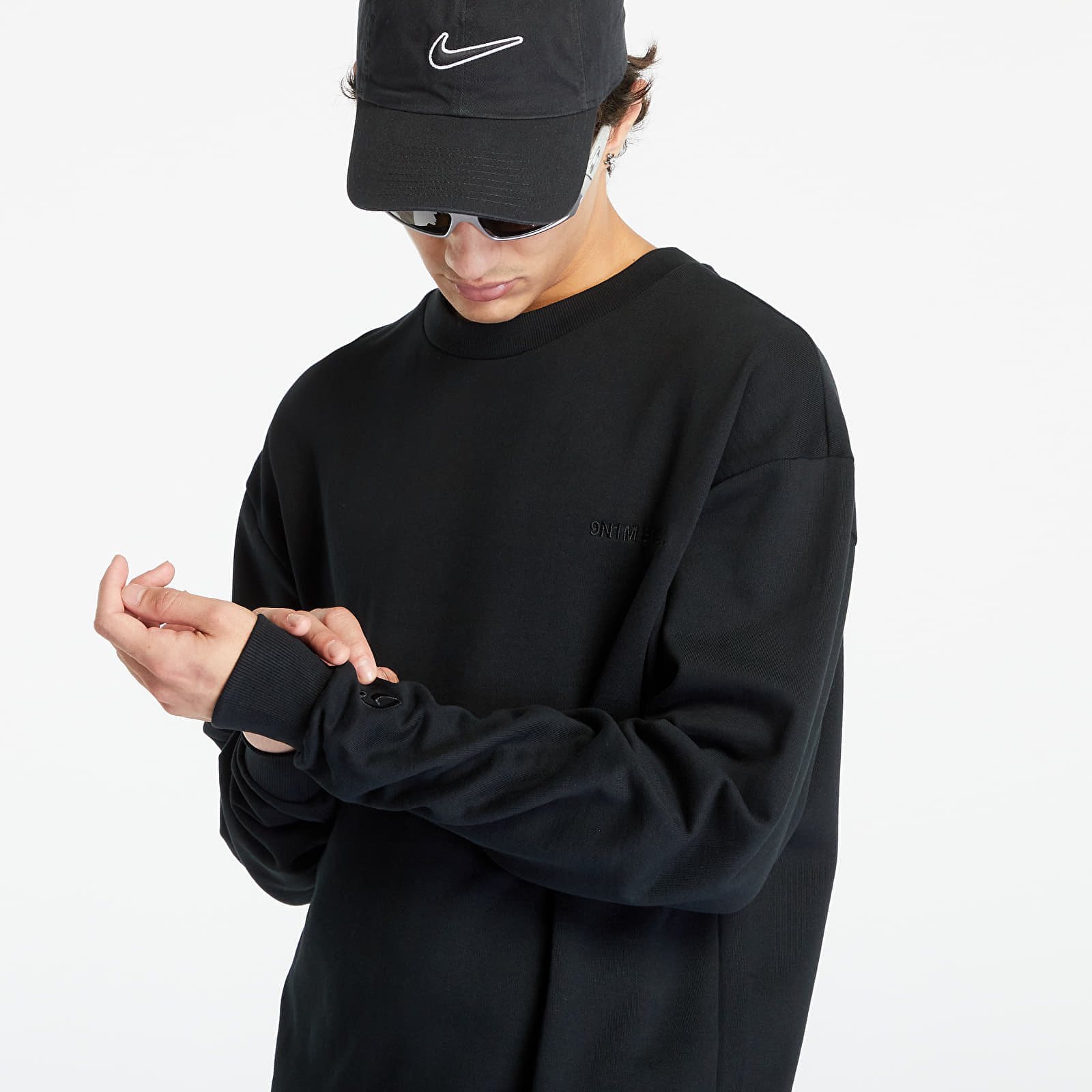 Men's hoodies 9N1M SENSE. Sense Essential Crewneck Black