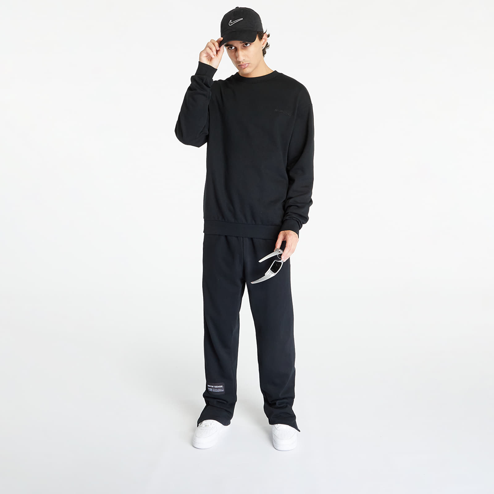 Men's hoodies 9N1M SENSE. Sense Essential Crewneck Black