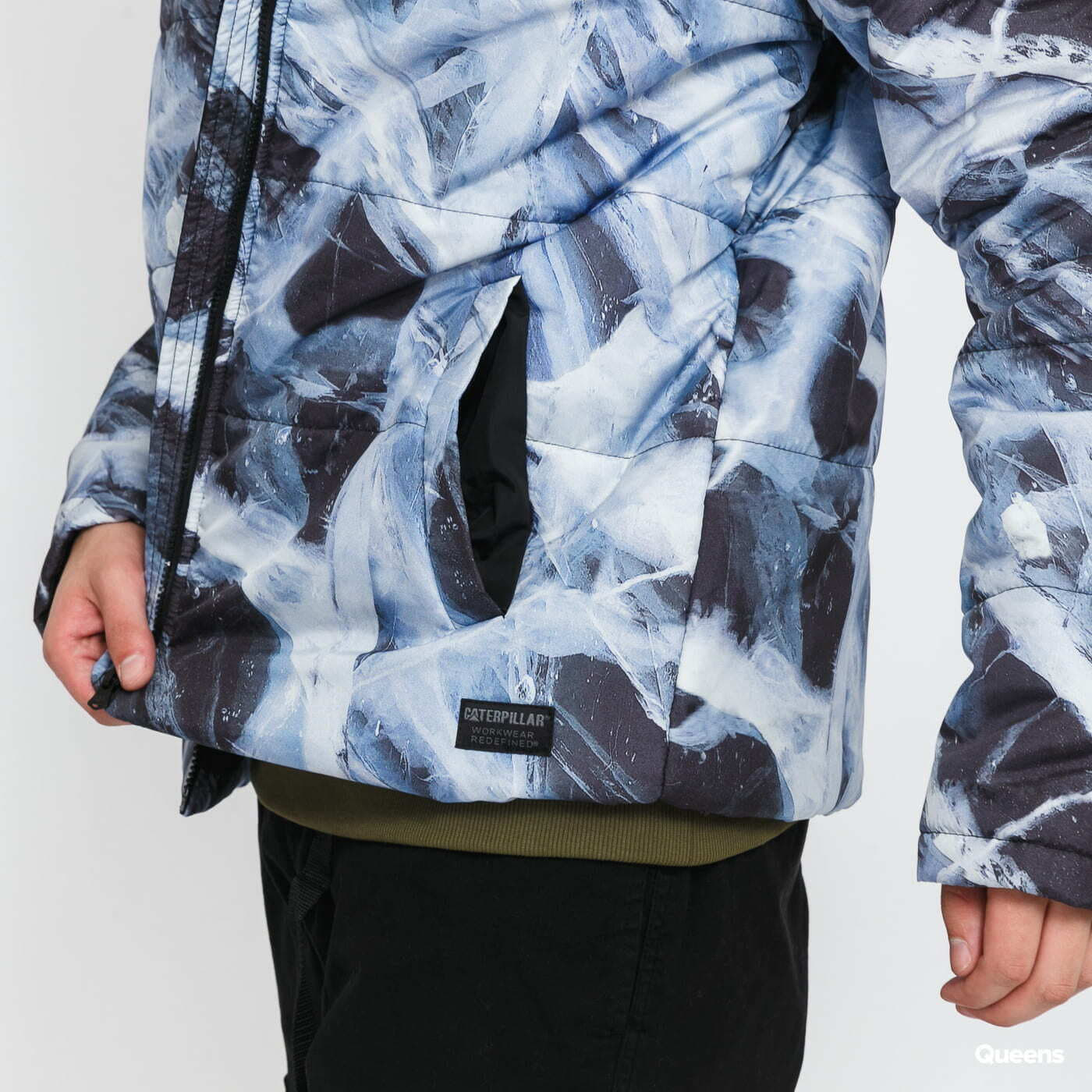 Pánské bundy CATERPILLAR Allover Print Outdoor Jacket Purple/ White/ Black
