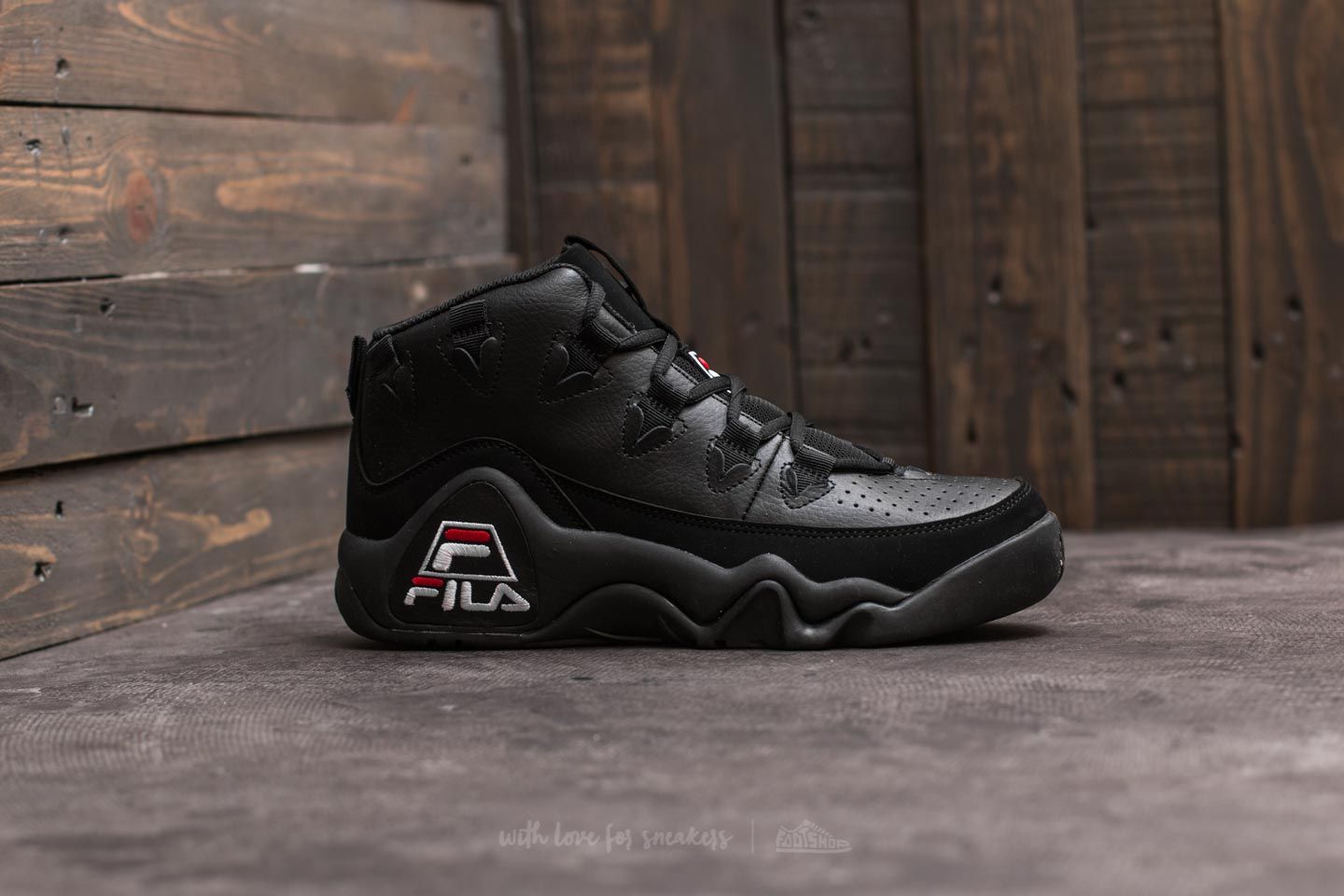 Men s shoes FILA 95 Black White Fila Red Footshop