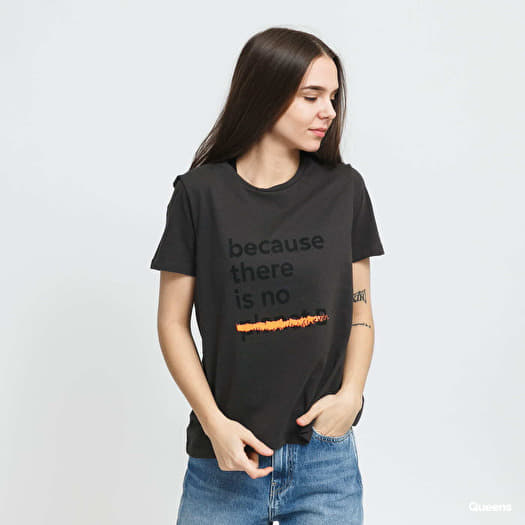 Boyfriend trefoil - t-shirt z nadrukiem on sale