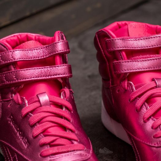 Pink metallic reebok classics on sale