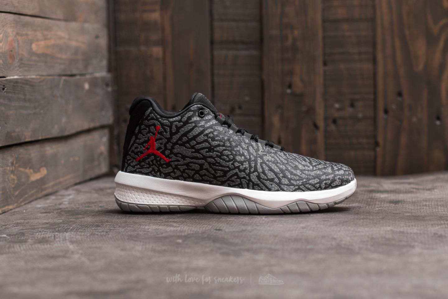 Women s shoes Jordan B. Fly BG Wolf Grey Gym Red Black White Footshop