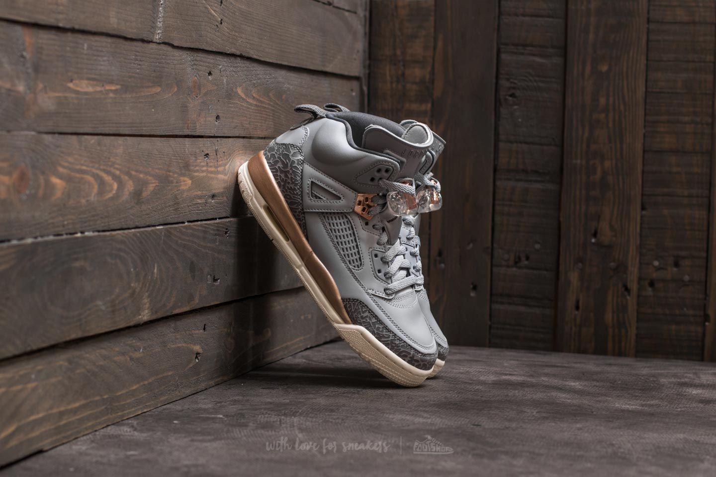 Women s shoes Jordan Spizike GG Wolf Grey Dark Grey Footshop
