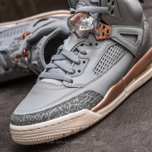 Grey jordan spizike best sale