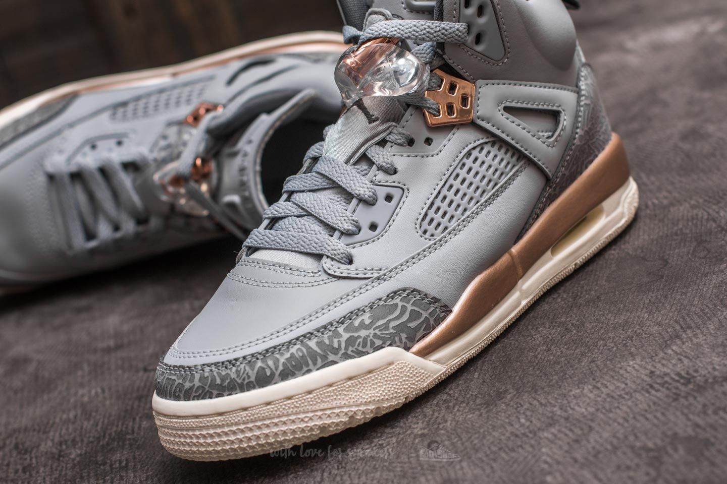 Spizike cheap wolf grey