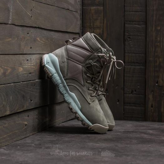 Nike sfb nsw leather store