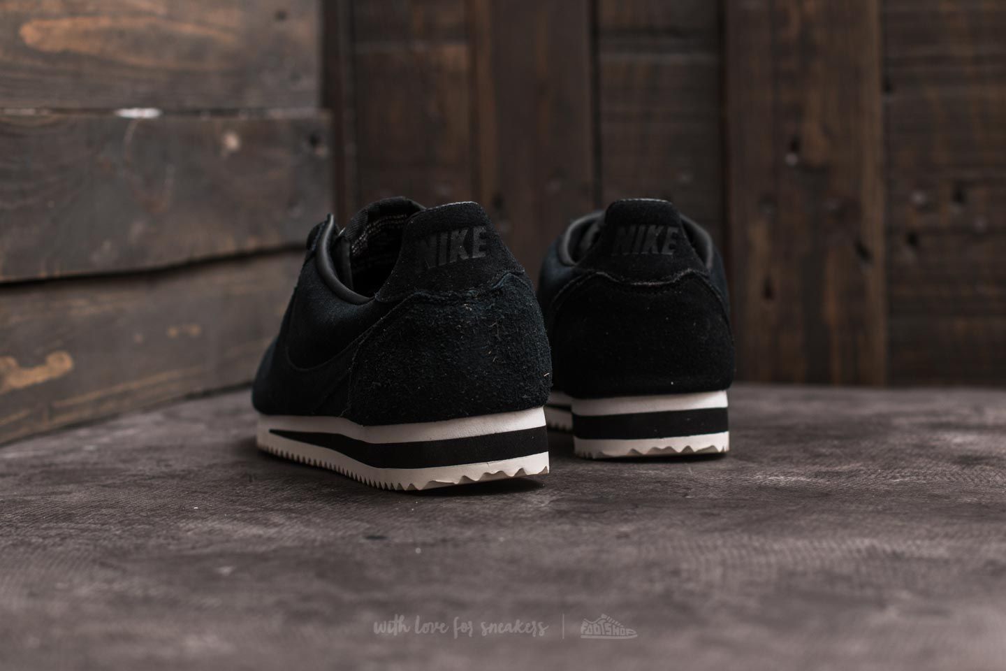 Herren Sneaker und Schuhe Nike Classic Cortez SE Black/ Black-Summit White