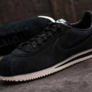Nike classic cortez se black outlet