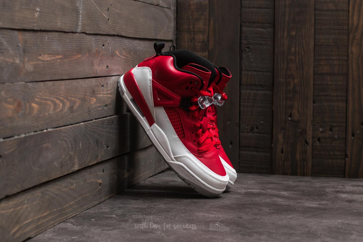 Jordan spizike cheap black gym red