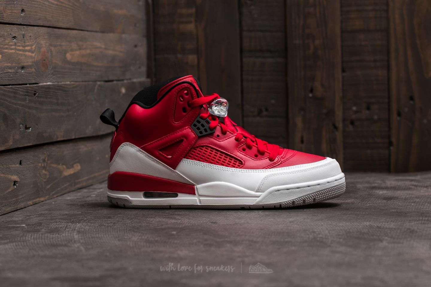 Jordan spizike gym red best sale