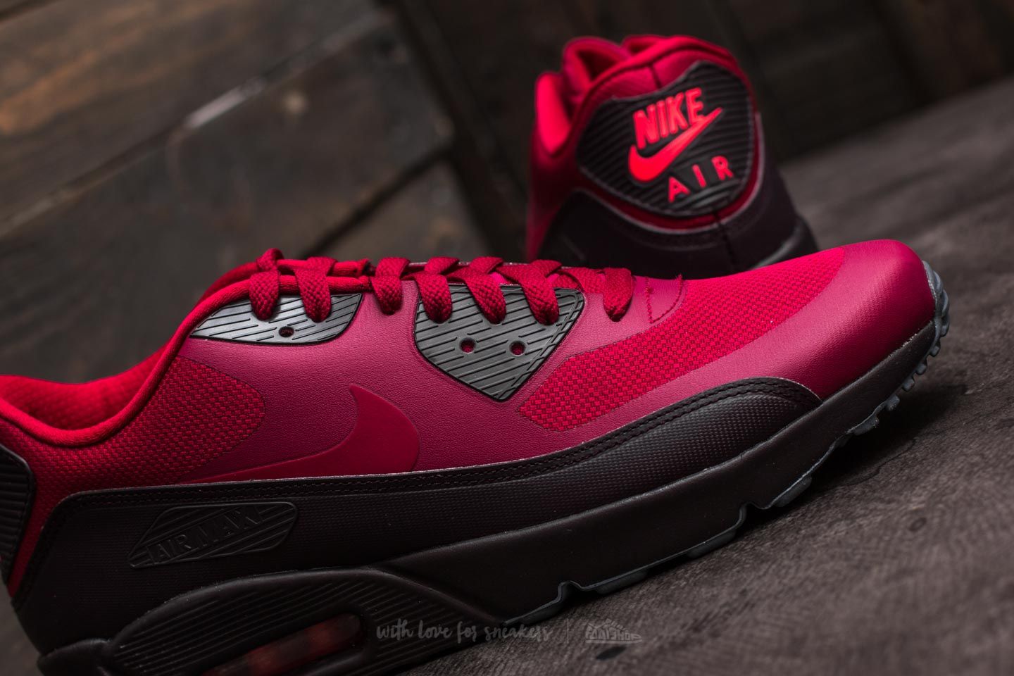 Men s shoes Nike Air Max 90 Ultra 2.0 Essential Noble Red Noble Red Port Wine Footshop
