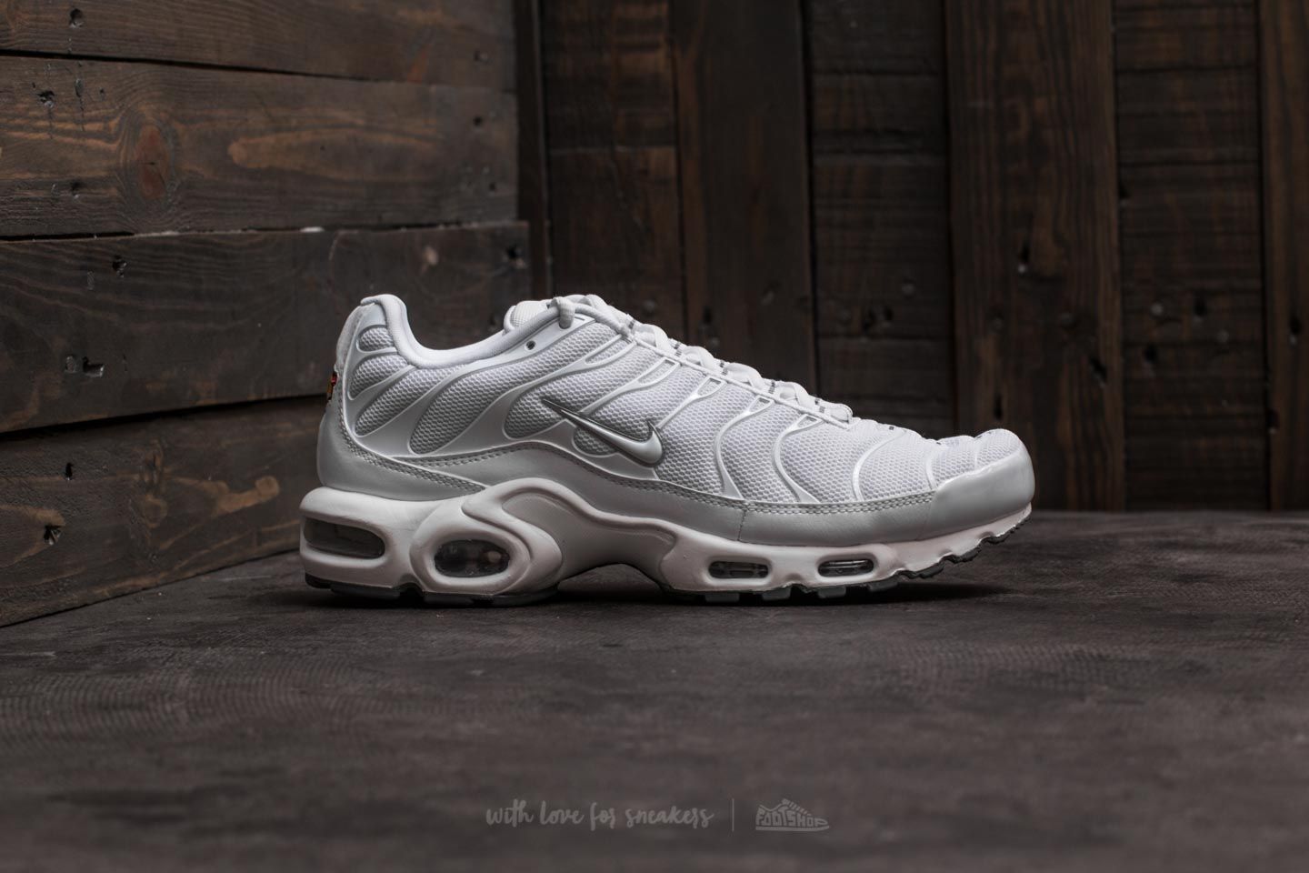 Men s shoes Nike Air Max Plus White White Black Cool Grey Footshop