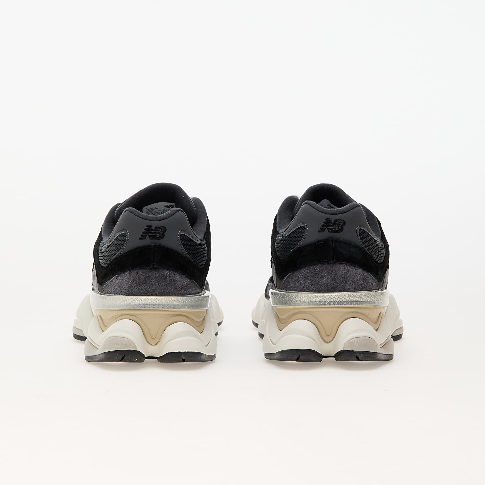 Scarpe uomo New Balance 9060 Black