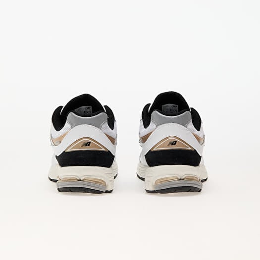 ★人気★ New Balance 2002R White Black New Balance 2002R 