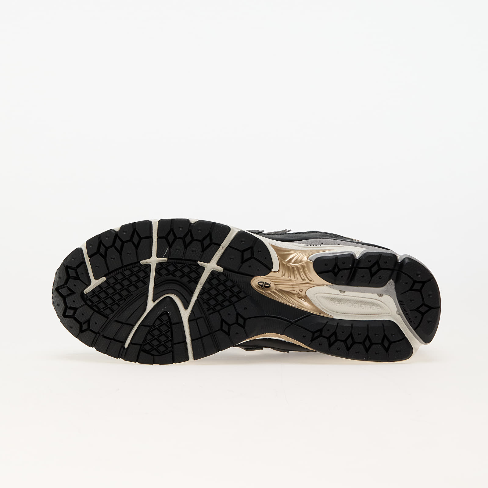 Moški čevlji New Balance 2002R Black