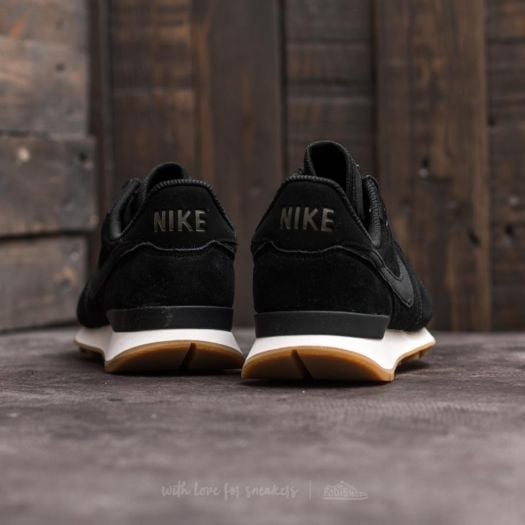 Nike internationalist w schuhe hot sale