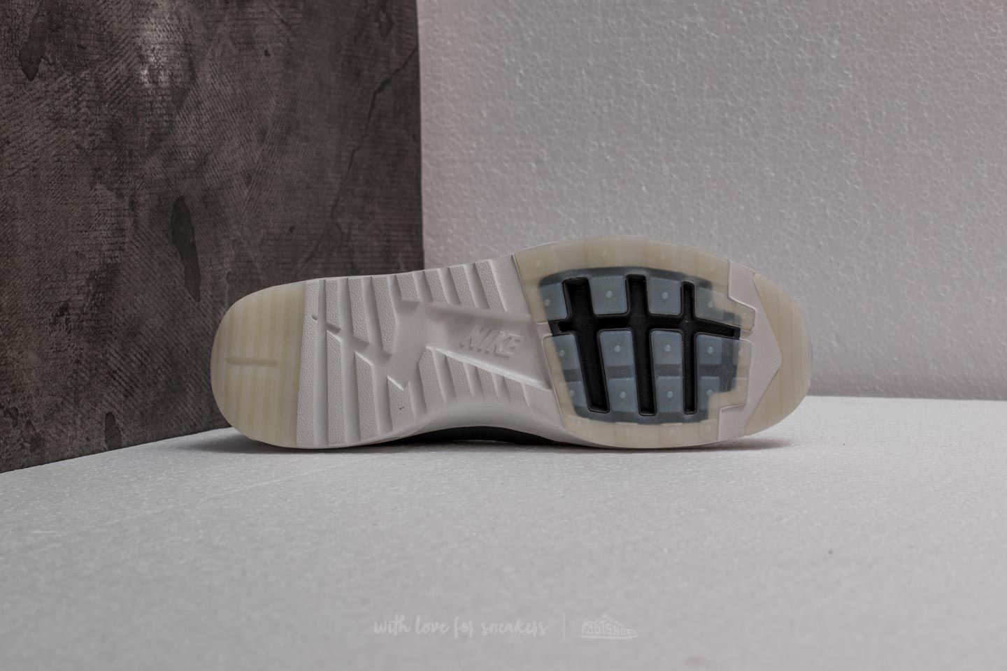 Încălțăminte și sneakerși pentru femei Nike Air Max Thea Ultra FK W Pale Grey/ Pale Grey-Dark Grey