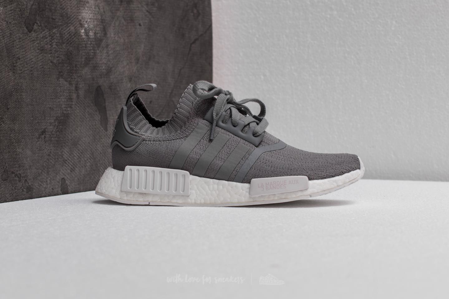 Adidas nmd r1 primeknit grey three on sale
